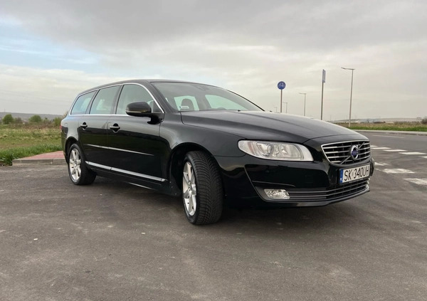 Volvo V70 cena 56500 przebieg: 157800, rok produkcji 2015 z Rzeszów małe 562